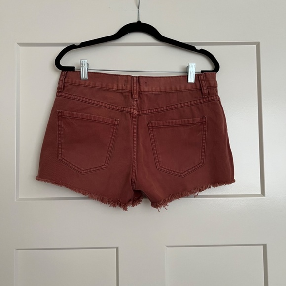 Free People Button Fly Rust Colored Shorts - Size 27 - Picture 2 of 6